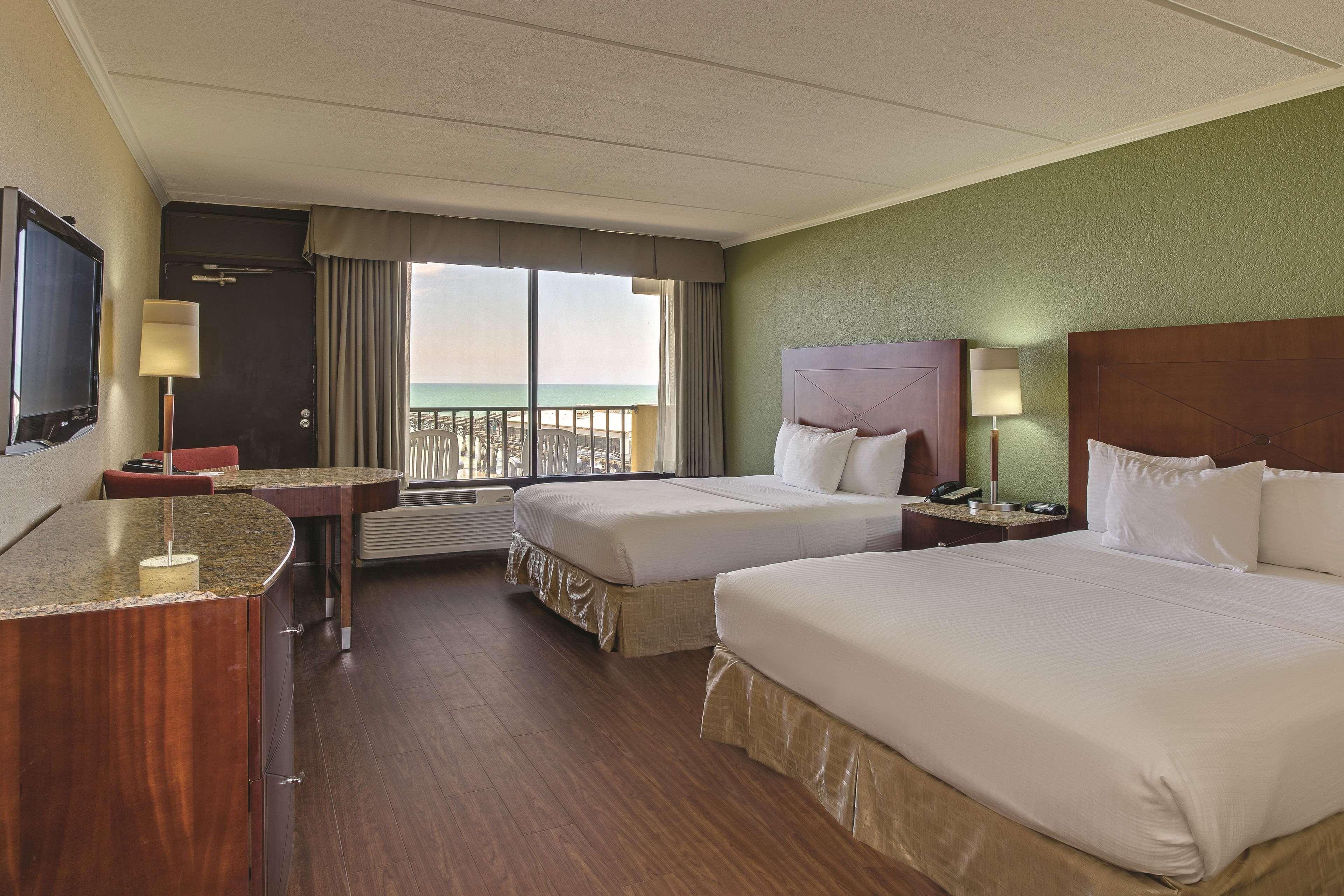 La Quinta By Wyndham Cocoa Beach Oceanfront Exterior foto