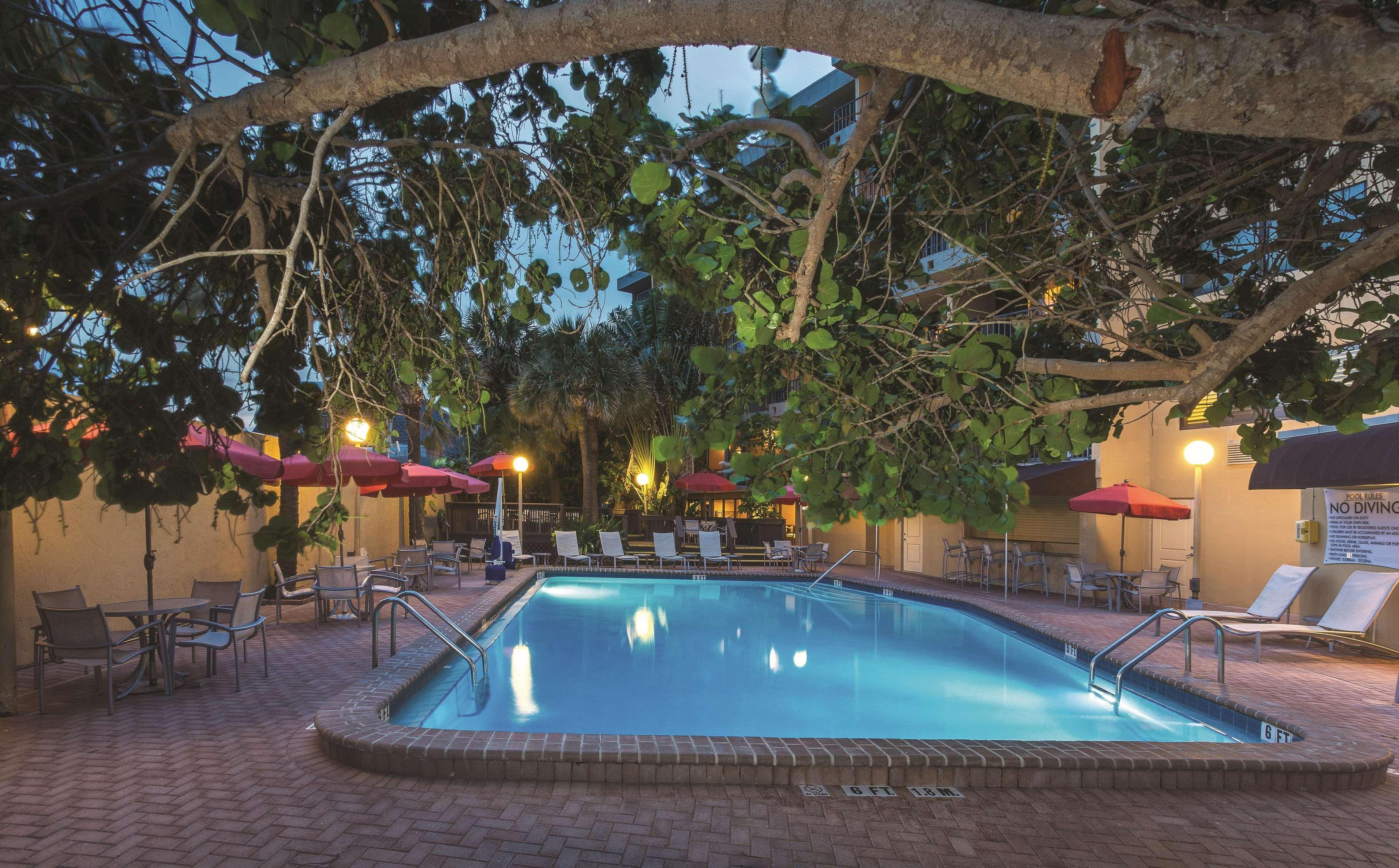 La Quinta By Wyndham Cocoa Beach Oceanfront Exterior foto
