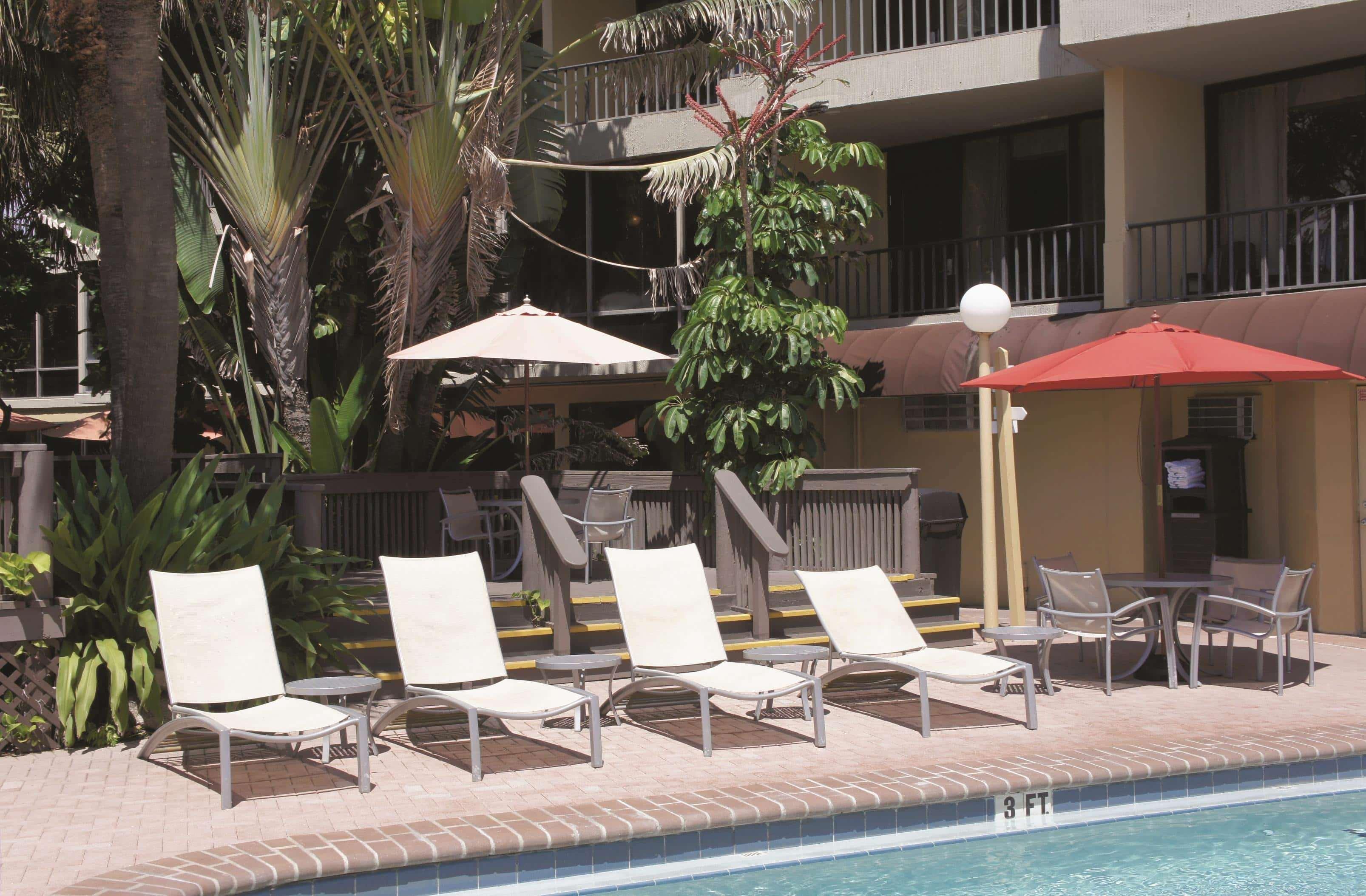 La Quinta By Wyndham Cocoa Beach Oceanfront Exterior foto