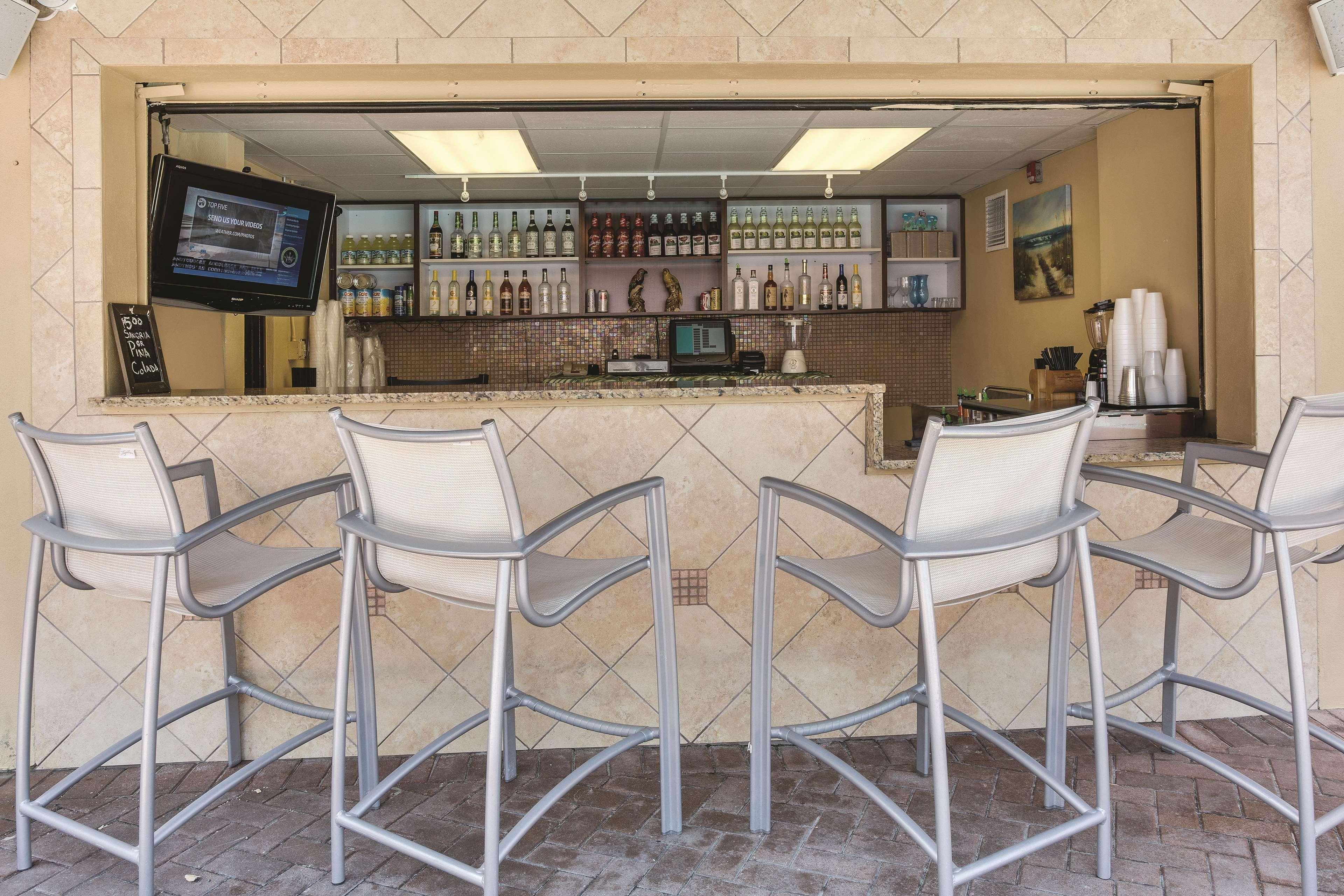 La Quinta By Wyndham Cocoa Beach Oceanfront Exterior foto
