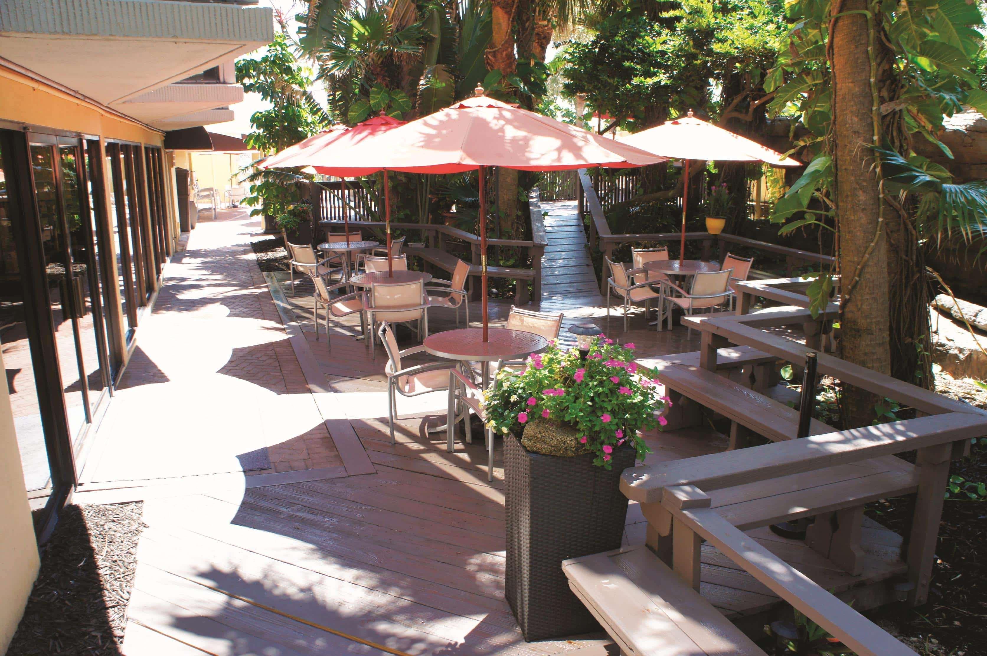 La Quinta By Wyndham Cocoa Beach Oceanfront Exterior foto