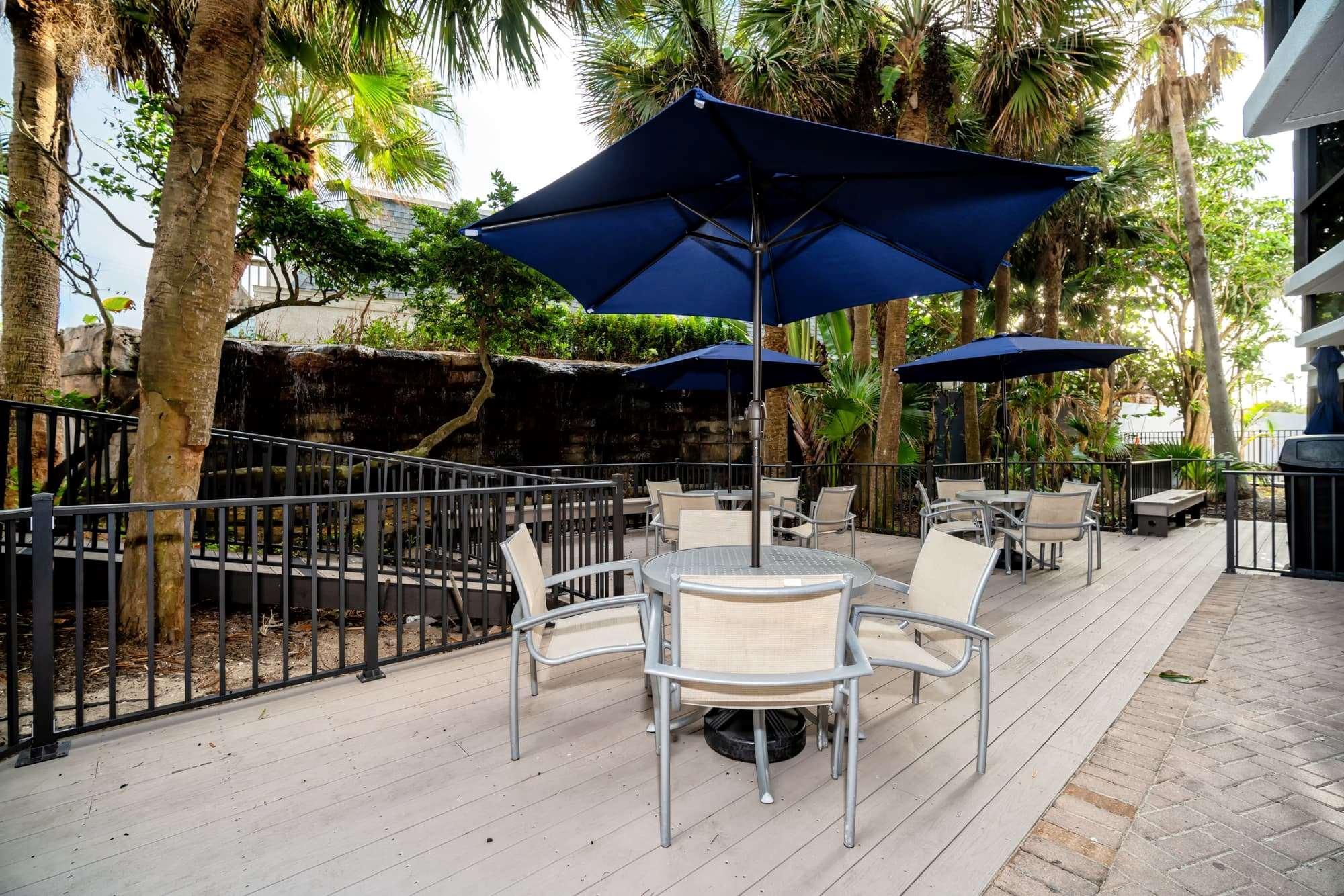 La Quinta By Wyndham Cocoa Beach Oceanfront Exterior foto