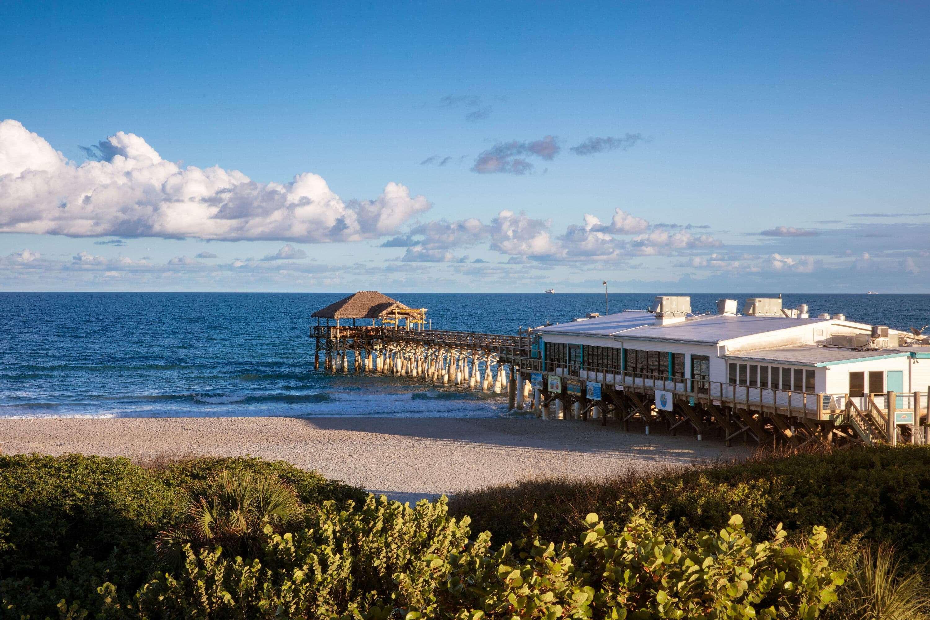 La Quinta By Wyndham Cocoa Beach Oceanfront Exterior foto