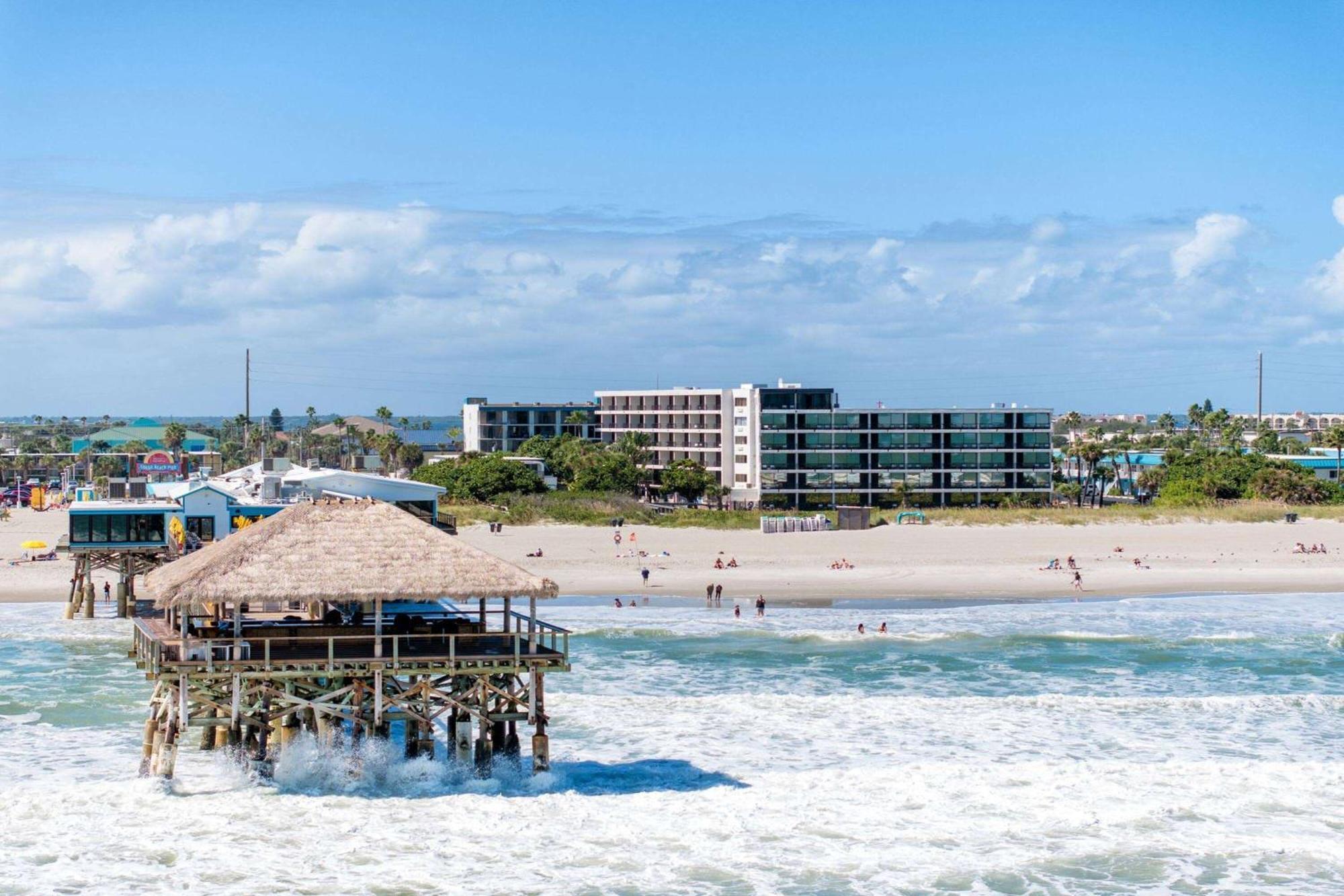 La Quinta By Wyndham Cocoa Beach Oceanfront Exterior foto